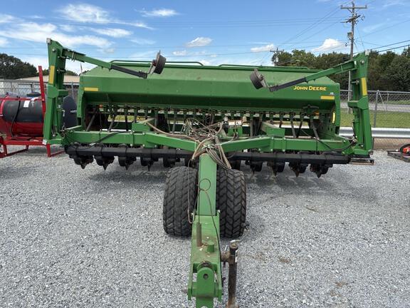 Image of John Deere 1590 equipment image 1