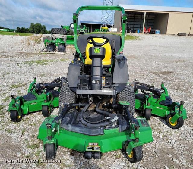 Image of John Deere 1600 Turbo II equipment image 1