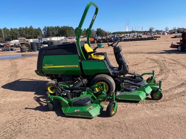 Image of John Deere 1600 Turbo II equipment image 3