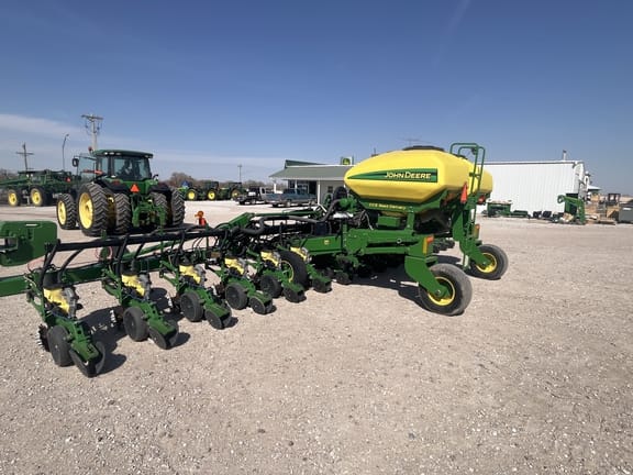 2014 John Deere 1720 Equipment Image0