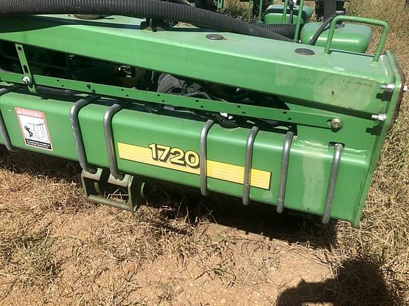 Image of John Deere 1720 equipment image 1