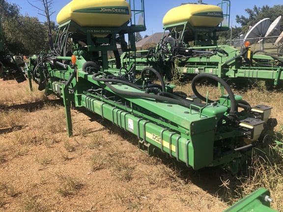 Main image John Deere 1720