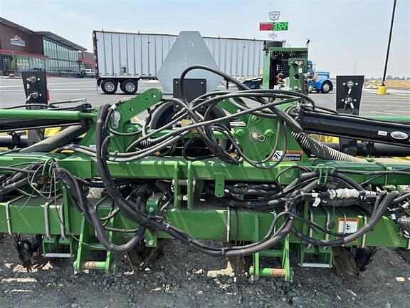 Image of John Deere 1725 equipment image 3