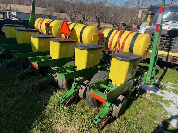 2014 John Deere 1750 Equipment Image0