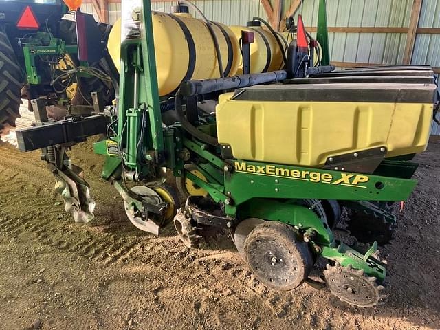 Image of John Deere 1750 equipment image 4