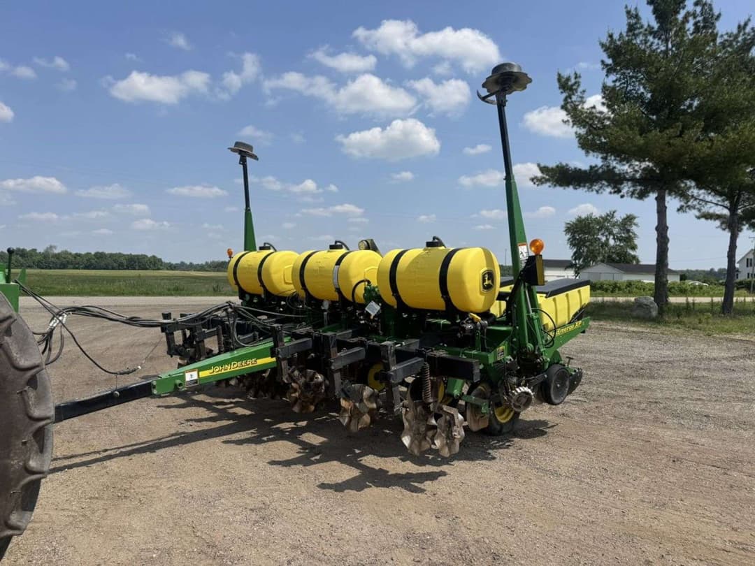 Image of John Deere 1750 Primary image