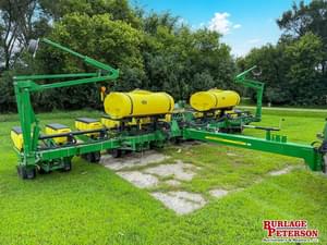 2014 John Deere 1760 Image