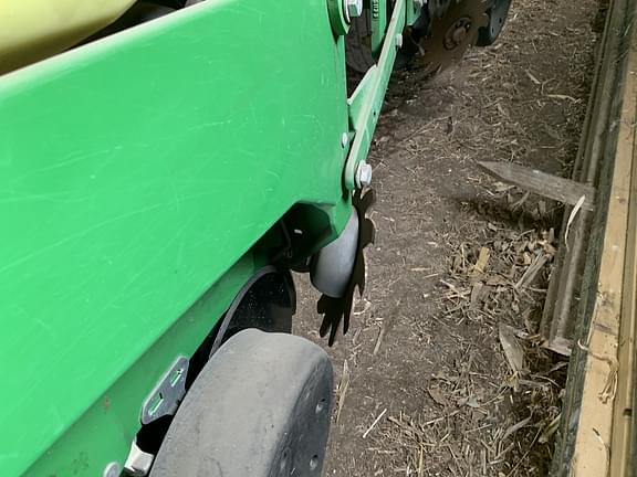Image of John Deere 1760 equipment image 2