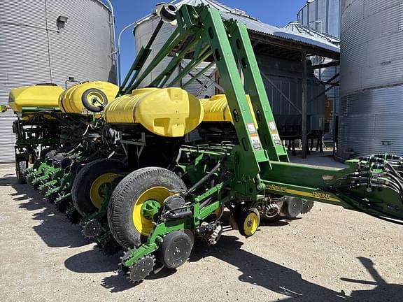Image of John Deere 1770 Primary image