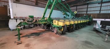 Main image John Deere 1770