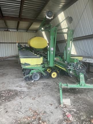 Image of John Deere 1770 Image 0