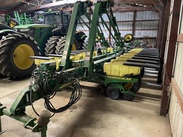 Main image John Deere 1770