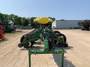 Main image John Deere 1770 8