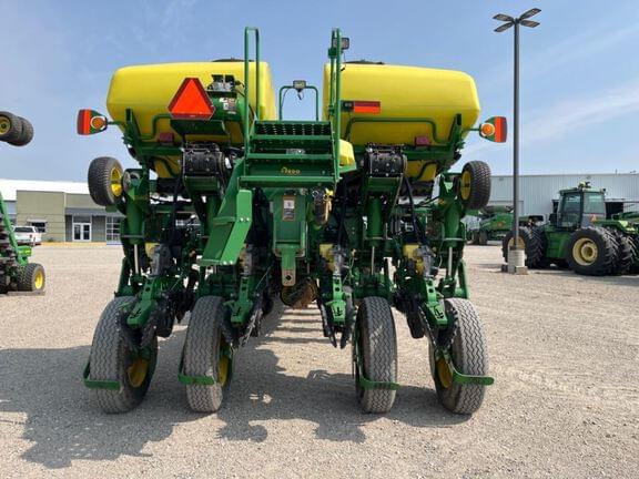 Image of John Deere 1770 equipment image 3