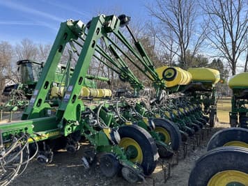 Main image John Deere 1770