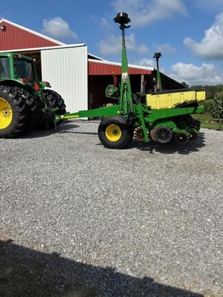 Image of John Deere 1780 equipment image 1