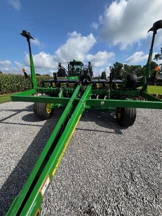 Image of John Deere 1780 equipment image 4