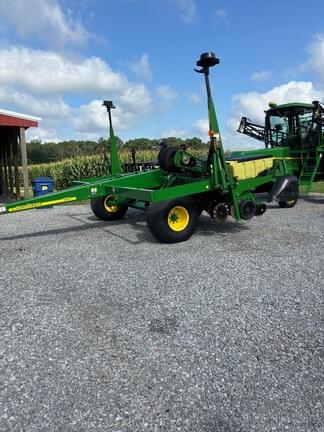 Image of John Deere 1780 Primary image