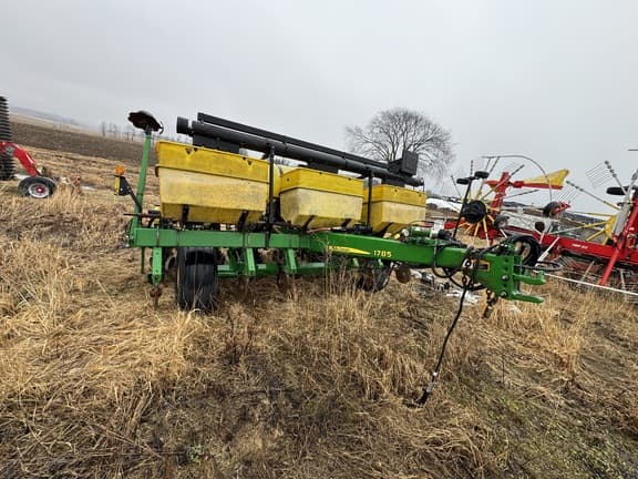 Image of John Deere 1785 equipment image 1
