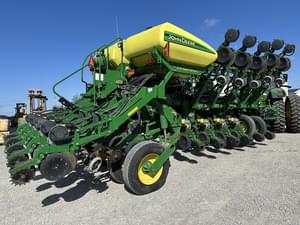 2014 John Deere 1790 Image