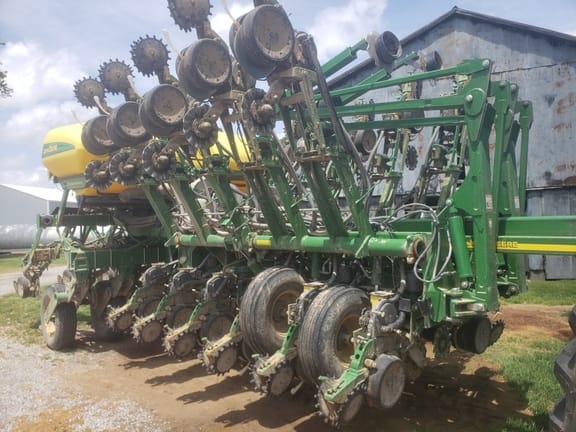 Main image John Deere 1790