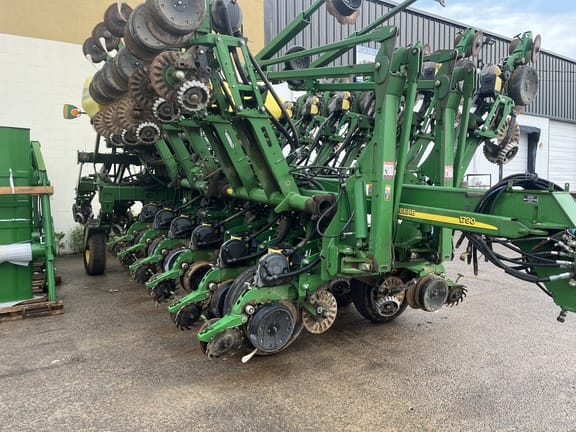 Main image John Deere 1790