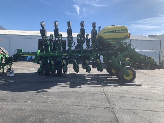 Main image John Deere 1790