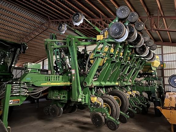 Image of John Deere 1790 Primary image