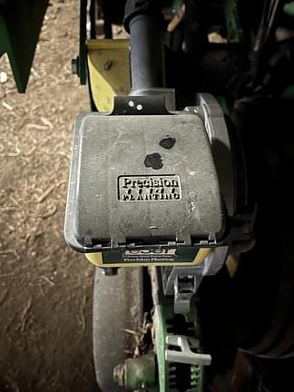 Image of John Deere 1790 equipment image 3