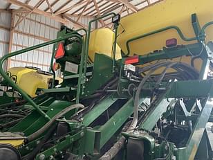 Main image John Deere 1795 5