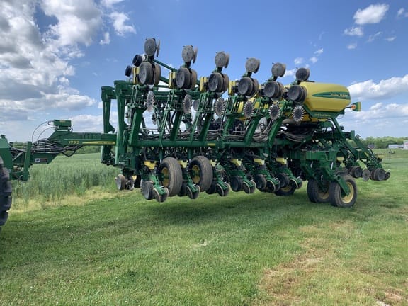Main image John Deere 1795
