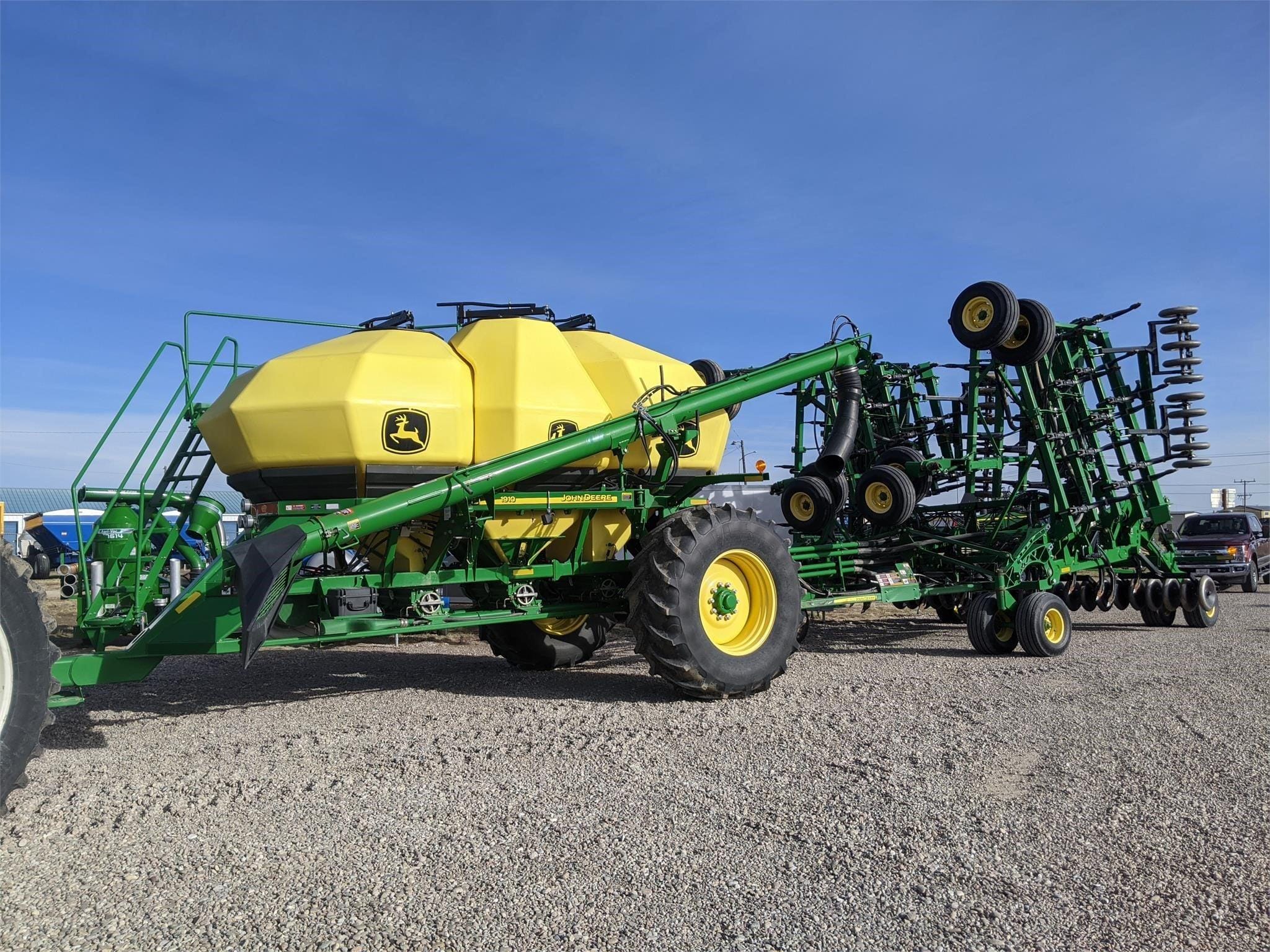 2014 John Deere 1830 Equipment Image0