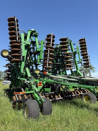 2014 John Deere 1835 Equipment Image0