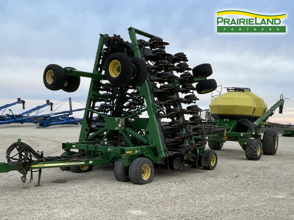 2014 John Deere 1890 Equipment Image0