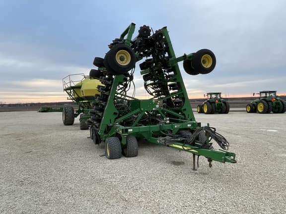 Image of John Deere 1890 equipment image 4