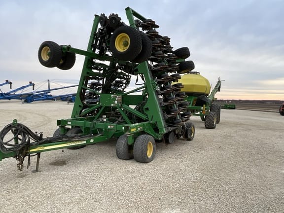 2014 John Deere 1890 Equipment Image0