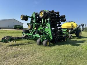 2014 John Deere 1890 Image