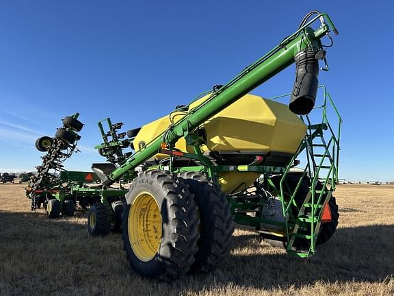 Image of John Deere 1890 equipment image 2