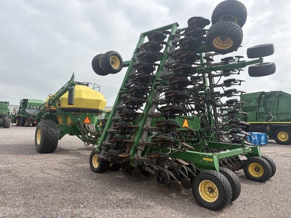 Image of John Deere 1890 equipment image 2