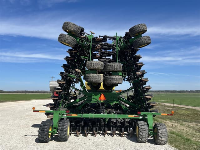 Image of John Deere 1890 equipment image 4