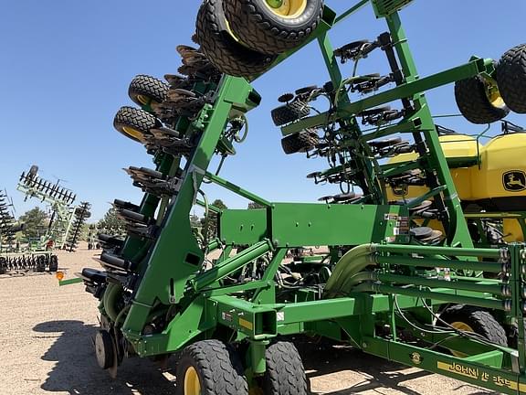 Image of John Deere 1890 equipment image 2