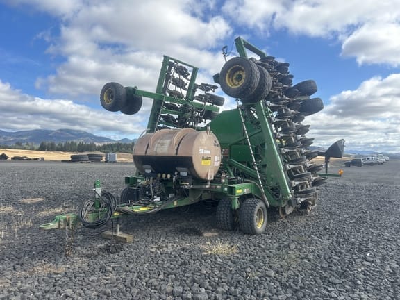 2014 John Deere 1890 Equipment Image0