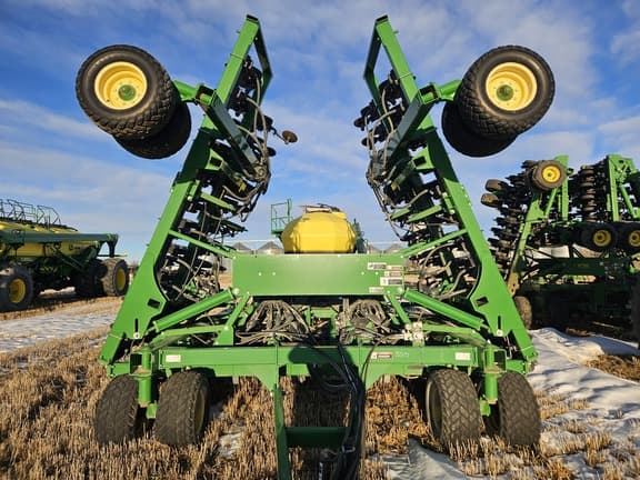 Image of John Deere 1890 equipment image 3