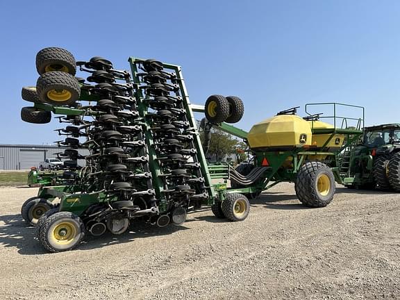 Image of John Deere 1890 equipment image 4