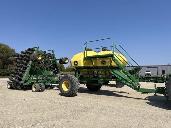 Image of John Deere 1890 equipment image 3