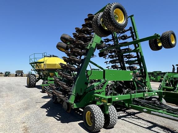 Image of John Deere 1890 equipment image 2