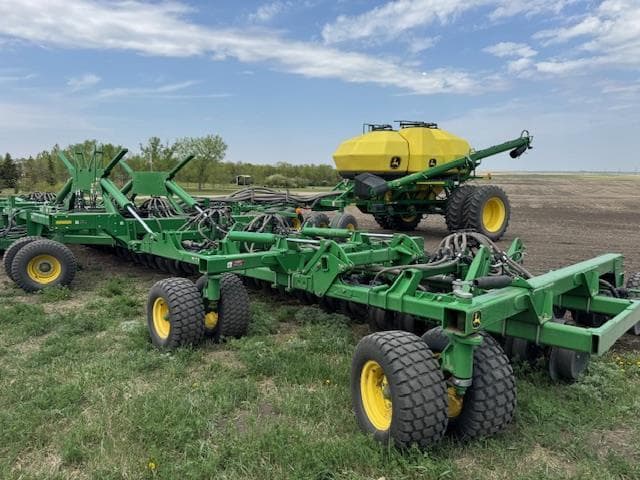 Image of John Deere 1890 Primary image