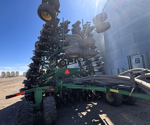 2014 John Deere 1890 Equipment Image0