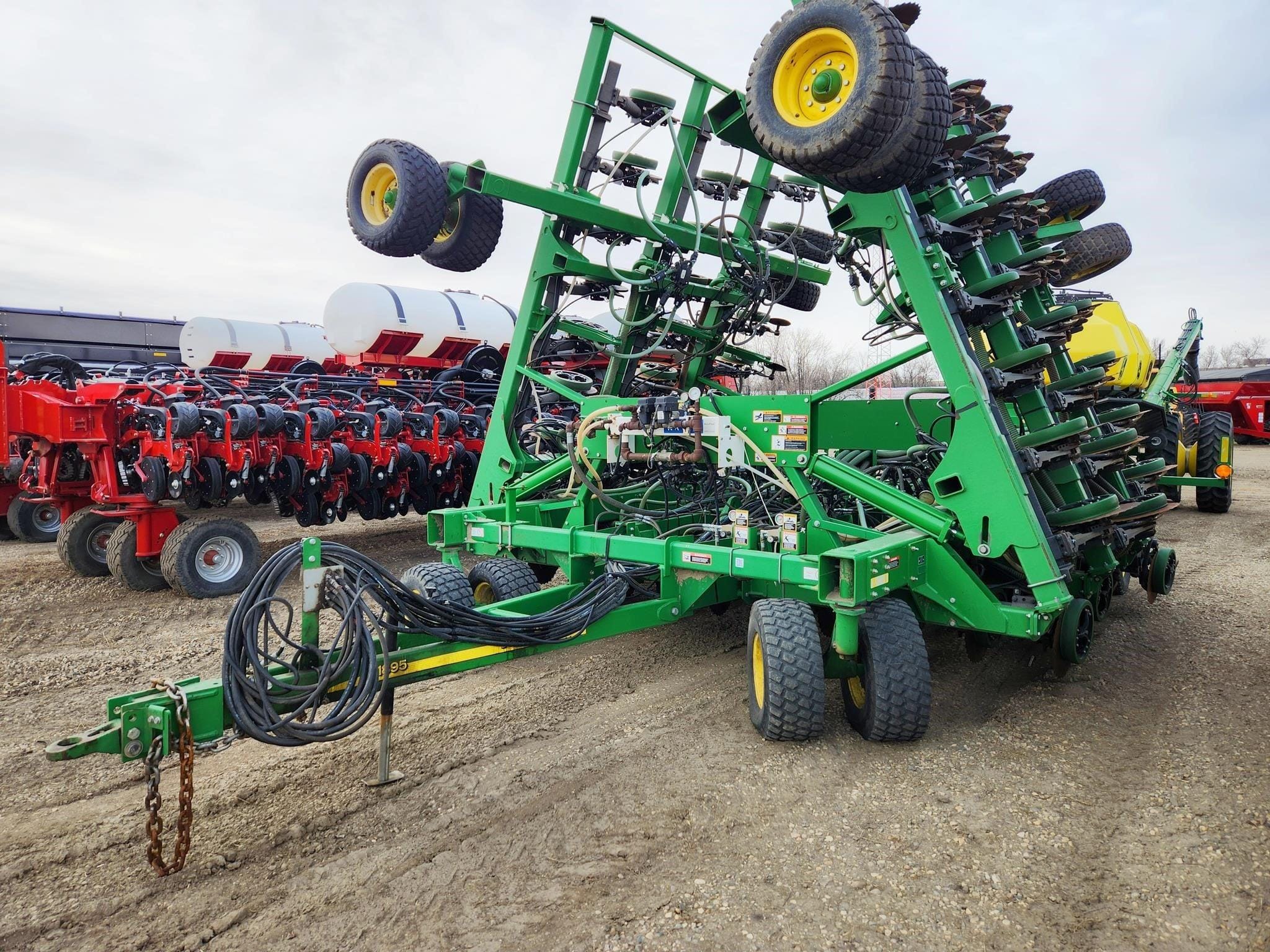 2014 John Deere 1895 Equipment Image0