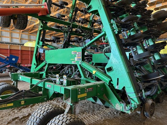 2014 John Deere 1895 Equipment Image0